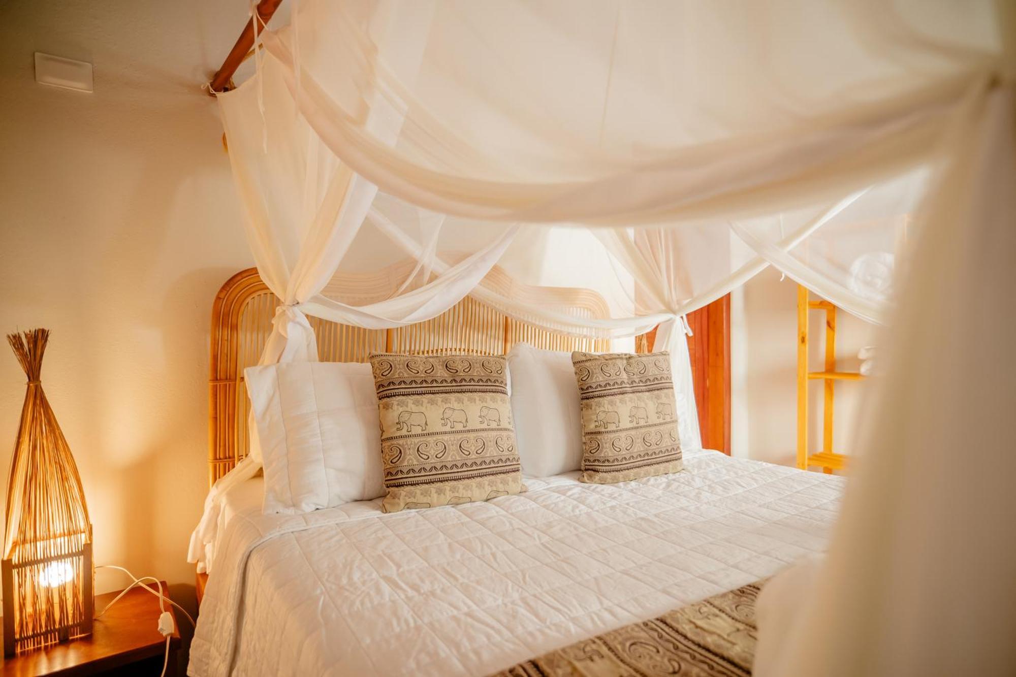 Pousada Villa Taina - Arraial D'Ajuda, Bahia Porto Seguro Exteriör bild